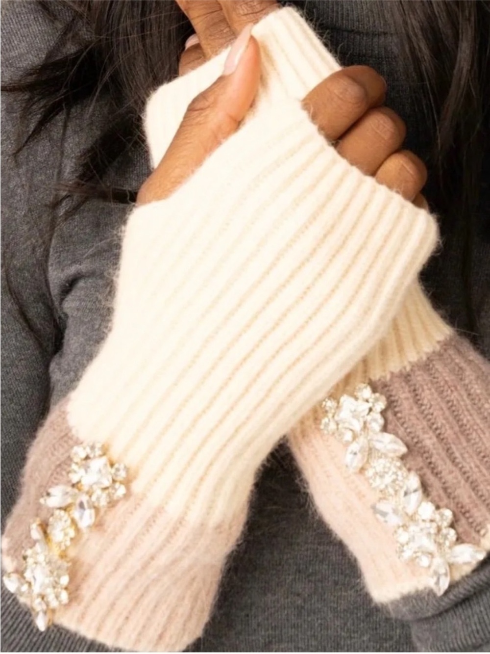 Crystal Knit Embelished
Fingerless Gloves 
Adrienne Landau NWT
$79 $150
